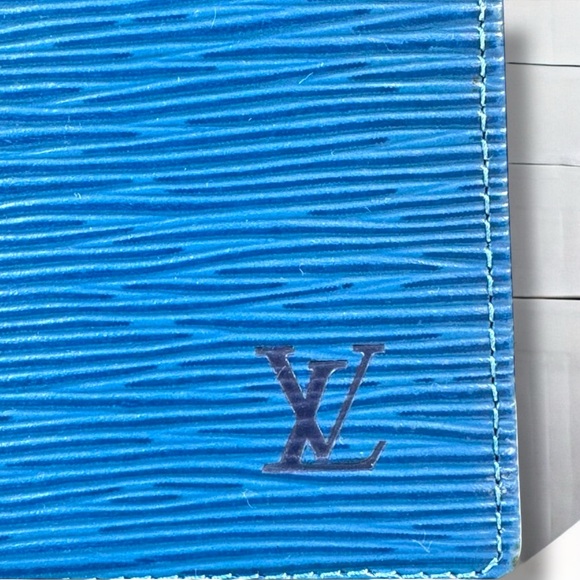 Louis Vuitton Epi Porte Bifold Long Wallet with COA - Picture 3 of 14